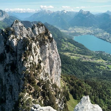 Le Refuge Du Poete Apartman Saint-François-de-Sales Kültér fotó