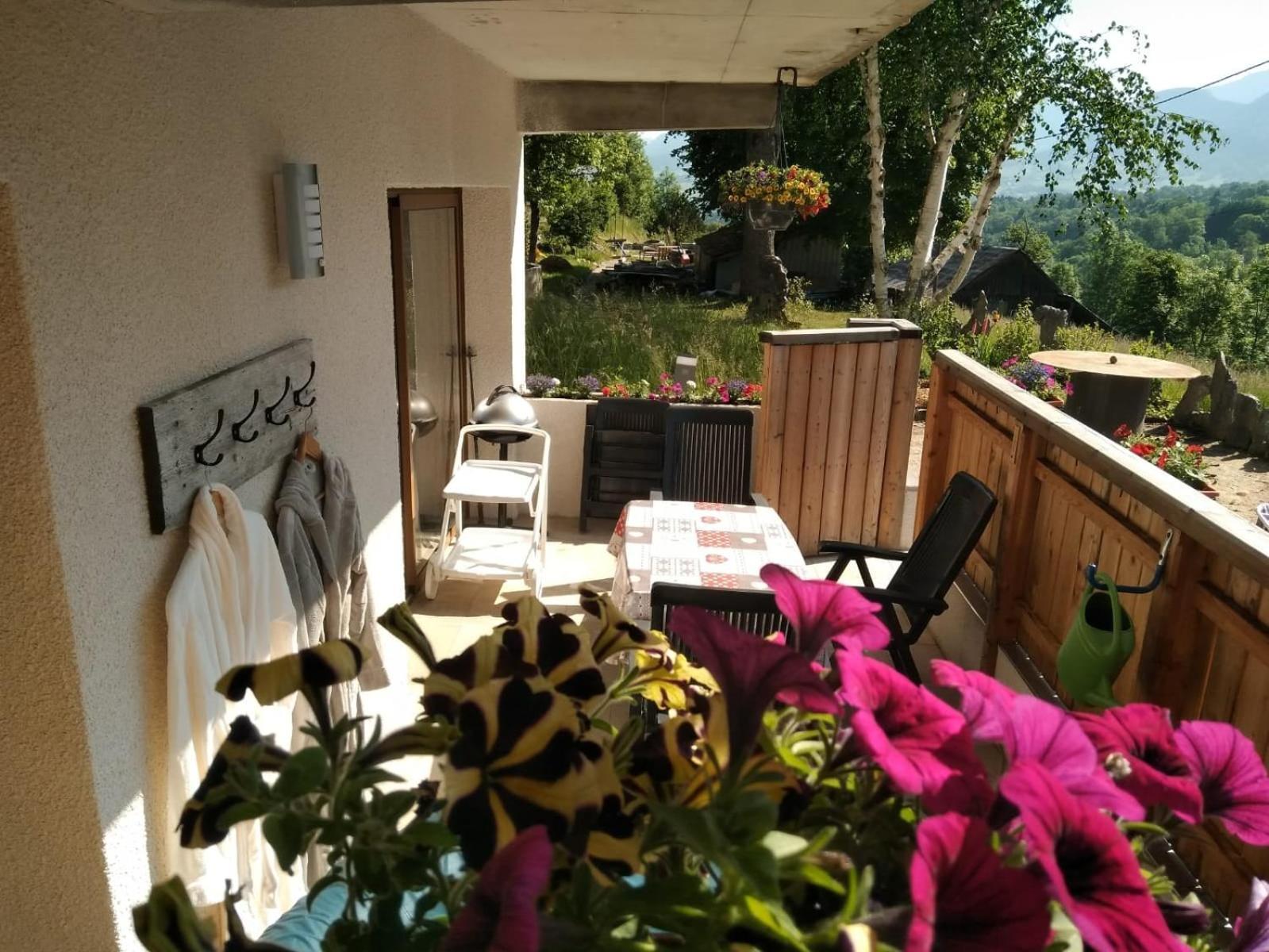 Le Refuge Du Poete Apartman Saint-François-de-Sales Kültér fotó